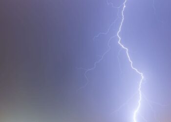 Καιρός: Έπεσαν πάνω από 10.000 κεραυνοί σε λιγότερο από 24 ώρες – Σε Μακεδονία και Θεσσαλία το μεγαλύτερο ύψος βροχής