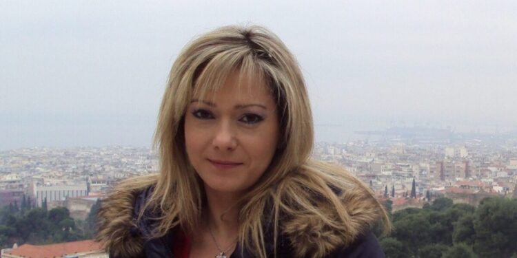 Πέθανε στα 52 της η δημοσιογράφος Ντίνα Παππά, λίγους μήνες μετά τον χαμό του μοναχογιού της