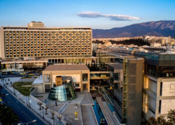 Ξενοδοχεία: Ενδείξεις σταθεροποίησης στην Αθήνα, αλλά πίσω από τις ευρωπαϊκές μητροπόλεις