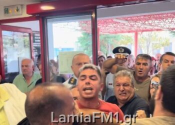 Ένταση στο νοσοκομείο Λαμίας με τον Άδωνι Γεωργιάδη στα  εγκαίνια νέου τμήματος