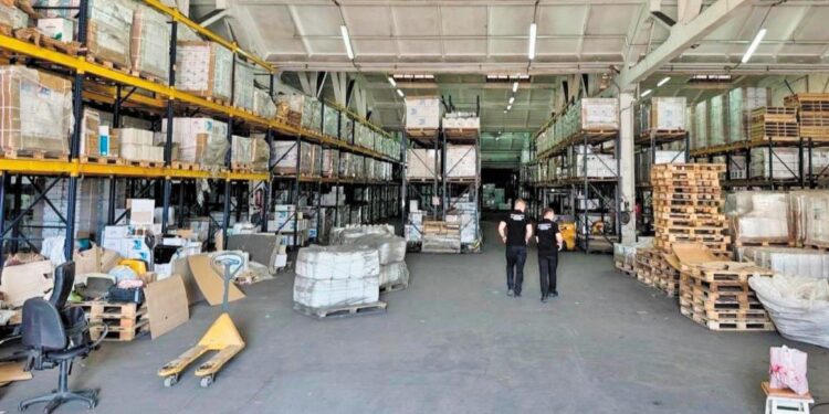 Ουκρανία: Κύκλωμα παραγωγής παράνομων αγροχημικών προϊόντων εξάρθρωσαν οι αρχές