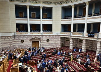 ΟΠΕΚΕΠΕ: Απορρίφθηκαν οι προτάσεις για Προανακριτική κατά Βορίδη και Αυγενάκη – Εντάσεις και σύσσωμη αποχώρηση της αντιπολίτευσης