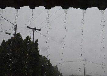 Καιρός αύριο: Με βροχές και μποφόρ μπαίνει ο Αύγουστος