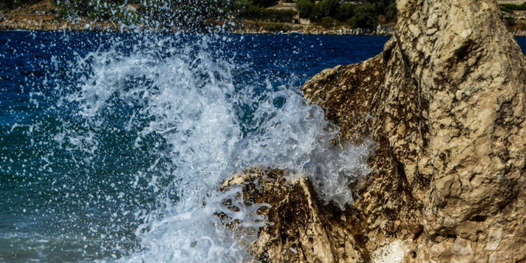 Καιρός σήμερα: Άνεμοι έως 7 μποφόρ και άνοδος της θερμοκρασίας- Φτάνει τους 37 βαθμούς Κελσίου