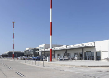 ΕΣΠΕΑΙΤ: Αντιδράσεις για την απάντηση του ΥΠΕΘΑ για τη στελέχωση στον πολιτικό αερολιμένα Ακτίου