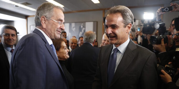 Μαξίμου για συνέντευξη Σαμαρά: «Η απάντηση έχει δοθεί από τους πολίτες 3 φορές με ποσοστά της τάξης του 40%»