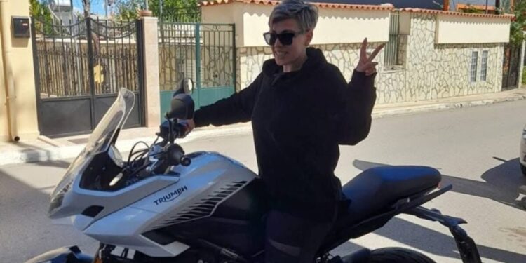 Αταλάντη: «Μου κόπηκαν τα γόνατά μου» λέει ο σύζυγος της 32χρονης που σκοτώθηκε σε τροχαίο