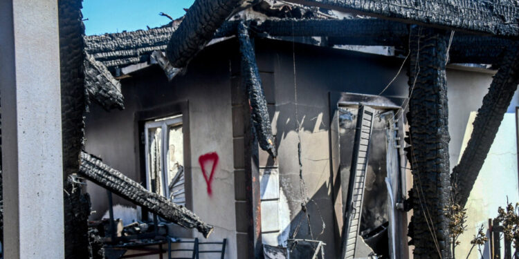 Ο σχεδιασμός της κυβέρνησης για την επόμενη ημέρα μετά τις καταστροφικές φωτιές – «Αντιπολιτευτικό μένος» βλέπει το Μαξίμου