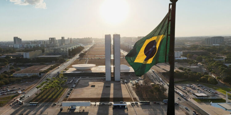 Σε ισχύ από σήμερα οι δασμοί 50% σε εισαγόμενα προϊόντα της Βραζιλίας