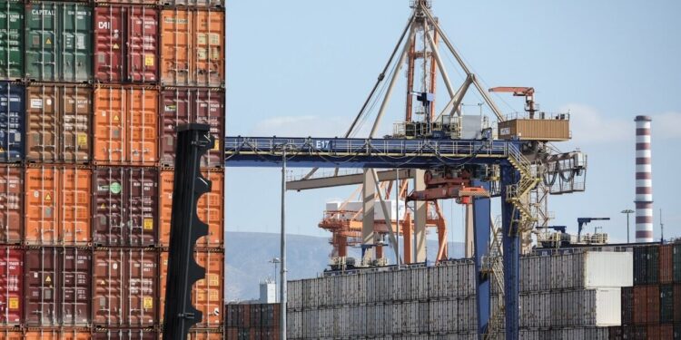 Stress test για την παγκόσμια οικονομία οι δασμοί του Ντόναλντ Τραμπ που τέθηκαν σήμερα σε ισχύ