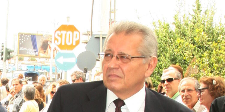 «Ο Δημήτρης Κωνσταντάρας ξεχώρισε στον δημόσιο βίο της χώρας» – Τα συλλυπητήρια του προέδρου της Βουλής