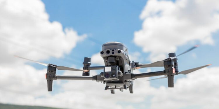 Εντείνονται οι έλεγχοι της Επιθεώρησης Εργασίας με χρήση drones και καμερών σώματος