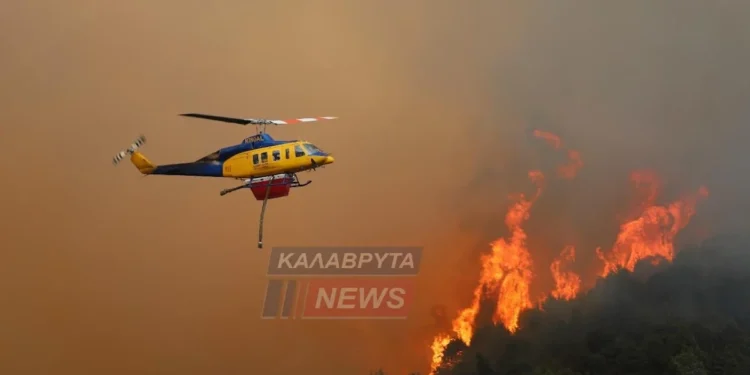 Φωτιά στο Λιβάδι Καλαβρύτων:  Ενισχύθηκαν οι πυροσβεστικές δυνάμεις – Καταγγελίες για εμπρησμό