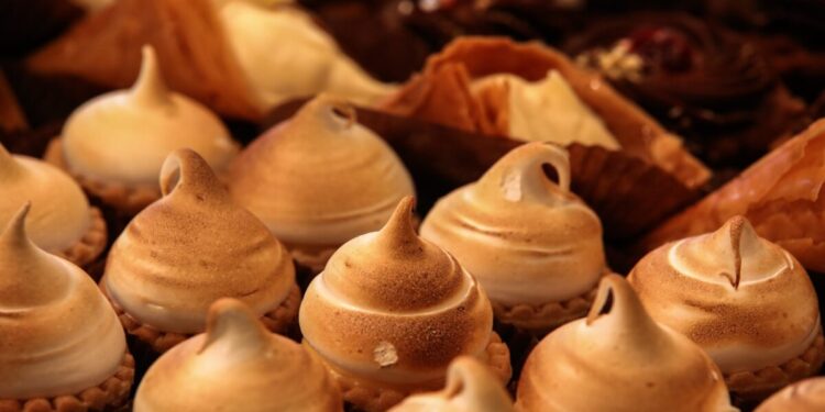 Εορτολόγιο: Ποιοι γιορτάζουν σήμερα 16 Αυγούστου 2025