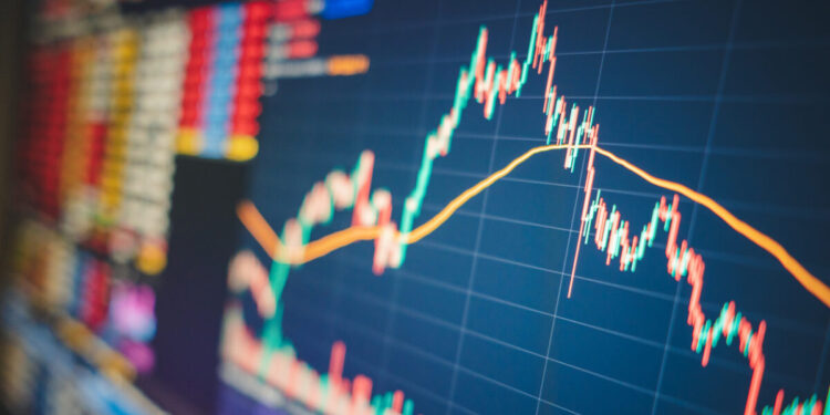 Άλμα στα spreads των γαλλικών ομολόγων φέρνει η κρίση της κυβέρνησης Μπαϊρού