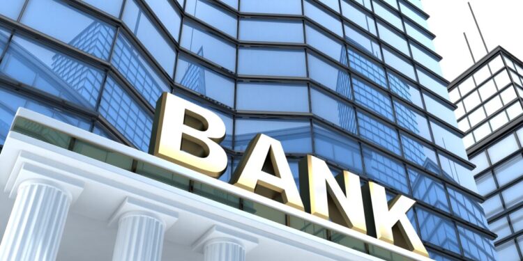 Τράπεζες: Υψηλότεροι στόχοι και προμερίσματα 600 εκατ. ευρώ στο β΄ μισό του έτους