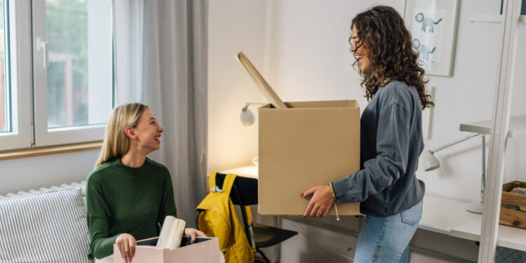 Το αδιέξοδο της φοιτητικής κατοικίας – Οι τιμές και οι νέες φοιτητικές εστίες