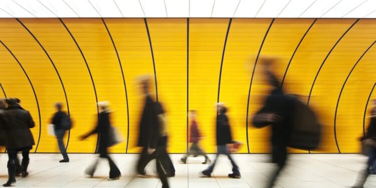 ΗΠΑ: Αυξήθηκαν οι αιτήσεις για επιδόματα ανεργίας στα μέσα Αυγούστου