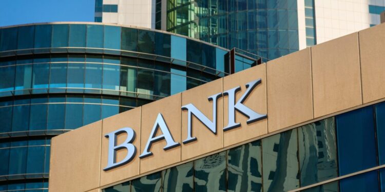 Τράπεζες: Το ισχυρό α΄ εξάμηνο και τα αποτελέσματα των stress test φέρνουν κέρδη στις μετοχές