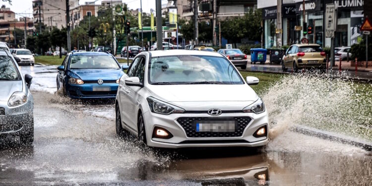 Καιρός σήμερα: Βροχές στις περισσότερες περιοχές της χώρας – Ισχυρές καταιγίδες στην κεντρική Μακεδονία