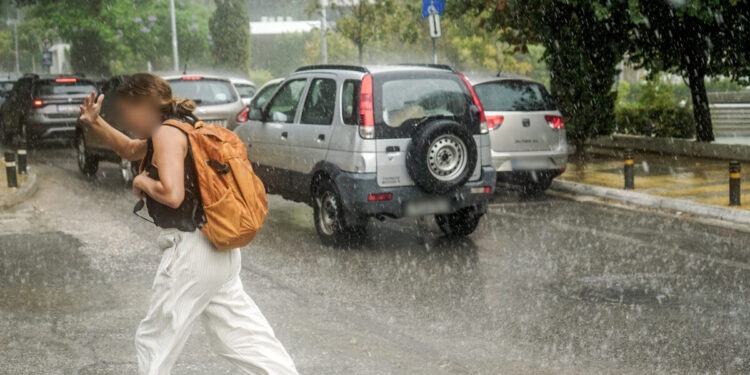 Καιρός αύριο: Βροχές σχεδόν σε όλη τη χώρα – Ισχυρές καταιγίδες στην κεντρική Μακεδονία