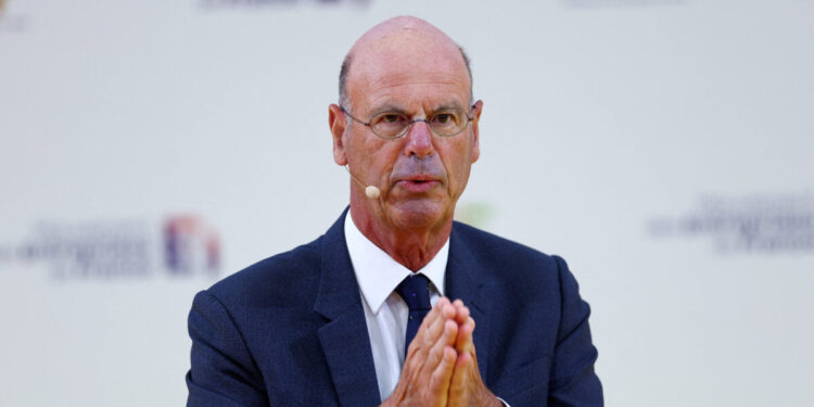 Ο Γάλλος ΥΠΟΙΚ αποκρούει την κρίση και επιβεβαιώνει τα σχέδια του για τη μείωση του χρέους