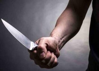 Αγρίνιο: Συνελήφθησαν μετά από έλεγχο σε φορτηγό γιατί βρήκαν πάνω τους μαχαίρι και σιδερογροθιά