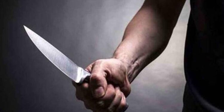 Αγρίνιο: Συνελήφθησαν μετά από έλεγχο σε φορτηγό γιατί βρήκαν πάνω τους μαχαίρι και σιδερογροθιά