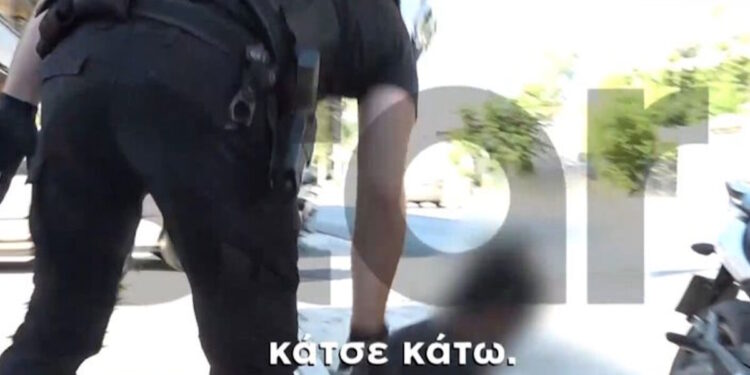 Η στιγμή της σύλληψης υπόπτου για βιασμό γυναίκας στο Μενίδι – «Είδα τον βιαστή μου στον δρόμο»