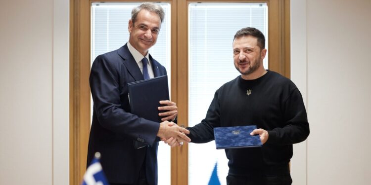 Μητσοτάκης στην τηλεδιάσκεψη των ηγετών με Ζελένσκι: Μόνο η Ουκρανία λαμβάνει αποφάσεις για τα εδάφη της