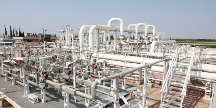 Οι ευρωπαϊκές τιμές φυσικού αερίου διολισθαίνουν πριν από την προθεσμία εκεχειρίας του Τραμπ στη Ρωσία