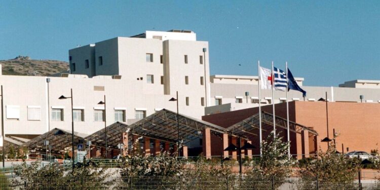 Θεσσαλονίκη: Σε σταθερή κατάσταση νοσηλεύεται ο 9χρονος που έπεσε από μπαλκόνι πρώτου ορόφου στην Ασπροβάλτα