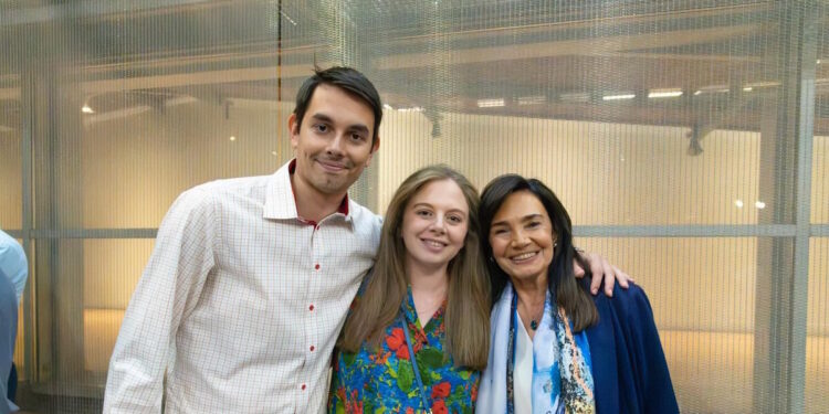 Αντώνης Σαμαράς: Ποια ήταν η Λένα Σαμαρά, η κόρη του πρώην πρωθυπουργού που «έφυγε» ξαφνικά σε ηλικία 34 ετών