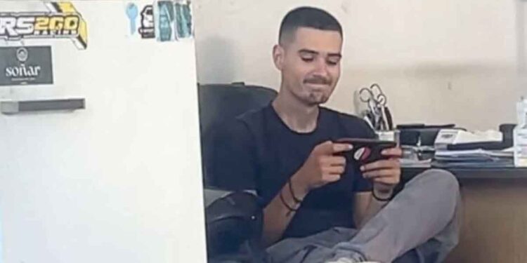 Θρήνος στο Μεσολόγγι για τον θάνατο του 27χρονου Παναγιώτη Μακρυγιάννη σε τροχαίο στα Ρέτσινα