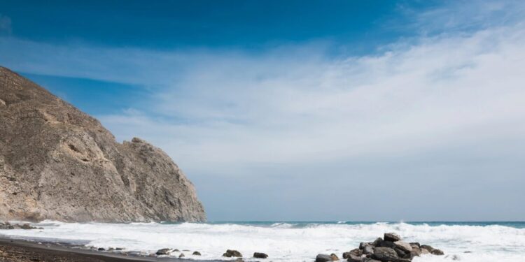 ΕΕ: Επενδύσεις ύψους 116 εκατ. ευρώ σε 13 έργα για την αποκατάσταση των ωκεανών και των υδάτων