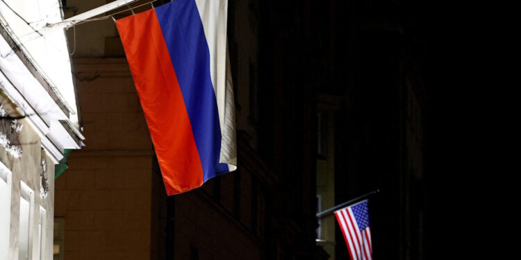 Τι προσδοκούν οι ευρωπαϊκές αγορές από τη σημερινή συνάντηση ΗΠΑ και Ρωσίας