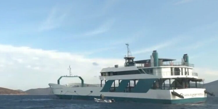 Νέα Στύρα: «Κόλλησαν» τα πηδάλια, κατέθεσε ο καπετάνιος του φεριμπότ που έπεσε σε ξέρα