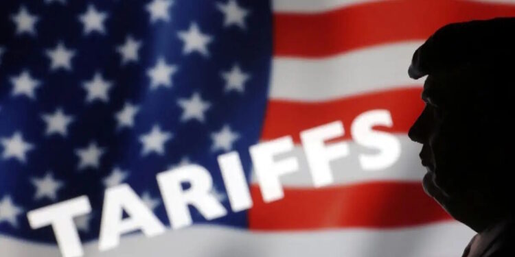 ΗΠΑ: Οι δασμοί θα μπορούσαν να μειώσουν το έλλειμα κατά 4 τρισ. δολάρια μέσα στην επόμενη δεκαετία