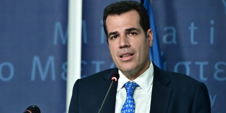 Θάνος Πλεύρης: «Αντιμέτωποι με ποινή φυλάκισης έως 5 χρόνια όσοι μπαίνουν παράνομα στη χώρα»