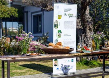 Η ΤΡΙΧΩΝΙΔΑ Α.Ε. ανέδειξε την αξία των βιολογικών προϊόντων μέσα από δύο ξεχωριστές εκδηλώσεις γευσιγνωσίας