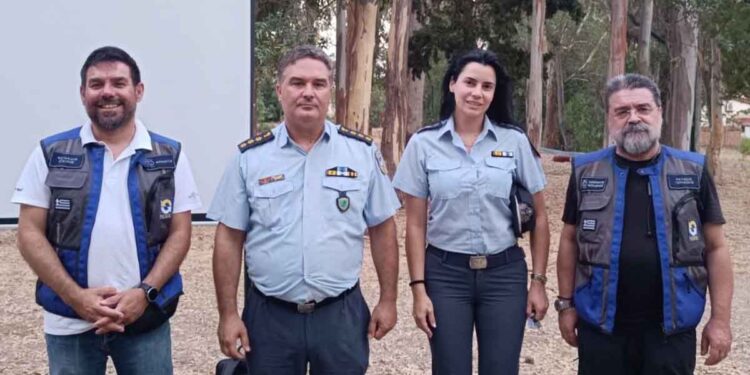 Ενημερωτικές δράσεις στο πλαίσιο της Εκστρατείας «Μηδενικής ανοχής στη μη χρήση κράνους» στη Ναυπακτία