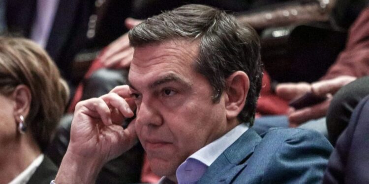 Αλέξης Τσίπρας: Το «καρφί» του δημάρχου Κυθήρων για τον πρώην πρωθυπουργό – «Τσάμπα στέλνω στο email του αιτήματα του δήμου»