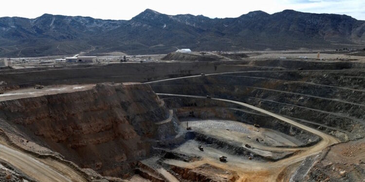 Το Πεκίνο επιβάλλει αυστηρότερους ελέγχους στις σπάνιες γαίες