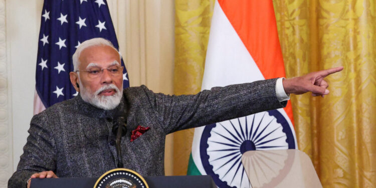 Στο 50% αυξάνουν οι ΗΠΑ τους δασμούς σε προϊόντα της Ινδίας