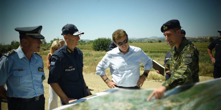 Μιχάλης Χρυσοχοΐδης από Έβρο: Άλλα 5 χιλιόμετρα φράχτη – Μειώθηκαν οι μεταναστευτικές ροές στα σύνορα