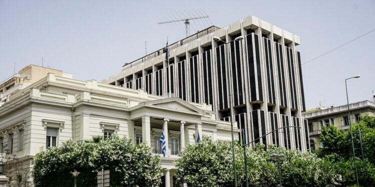 Η Ελλάδα απορρίπτει τους ισχυρισμούς της Λιβύης και απαντά με χάρτες στη λιβυκή ρηματική διακοίνωση