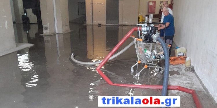 Νοσοκομείο Τρικάλων: Πλημμύρισε το υπόγειο από το ξαφνικό μπουρίνι – Εικόνες ντροπής
