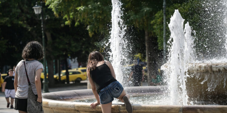 Καιρός: Έρχεται ο τελευταίος καύσωνας «εξπρές» του καλοκαιριού με 42αρια – Στους 42 η θερμοκρασία της Παρασκευή