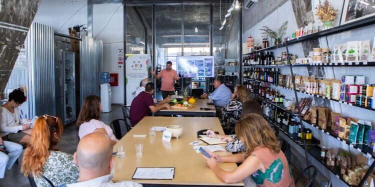 ΟΚΑΑ: Παρουσίαση προγραμμάτων Healthy Habits by OKAA και Blue Healthy Habits