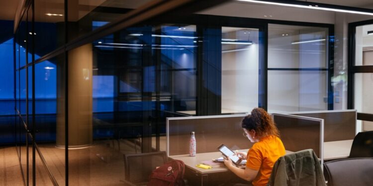 Γιατί τώρα είναι η καλύτερη εποχή για σπουδές στη Διοίκηση Επιχειρήσεων